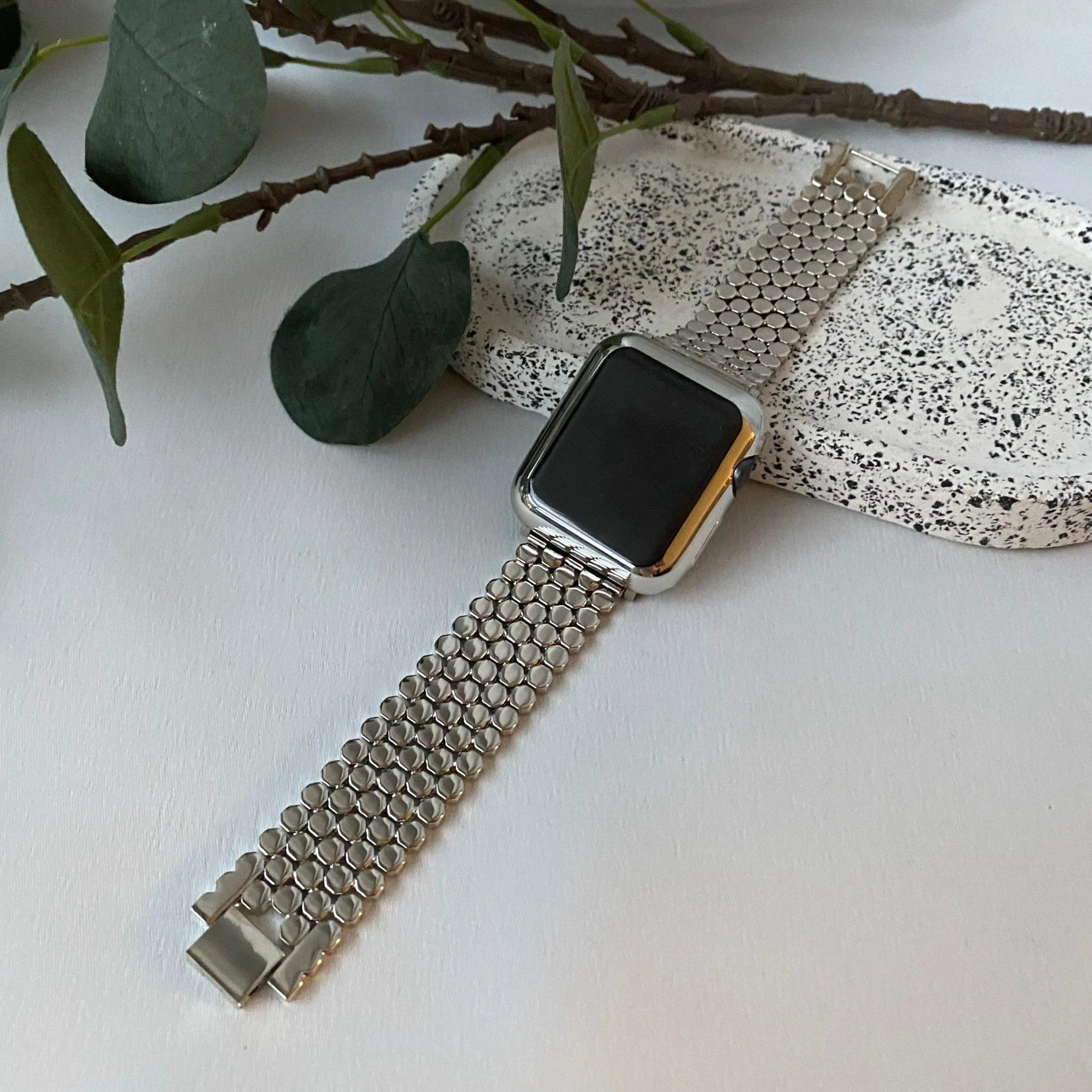 Honeycomb Apple Watch Band - Limited Armor LTD