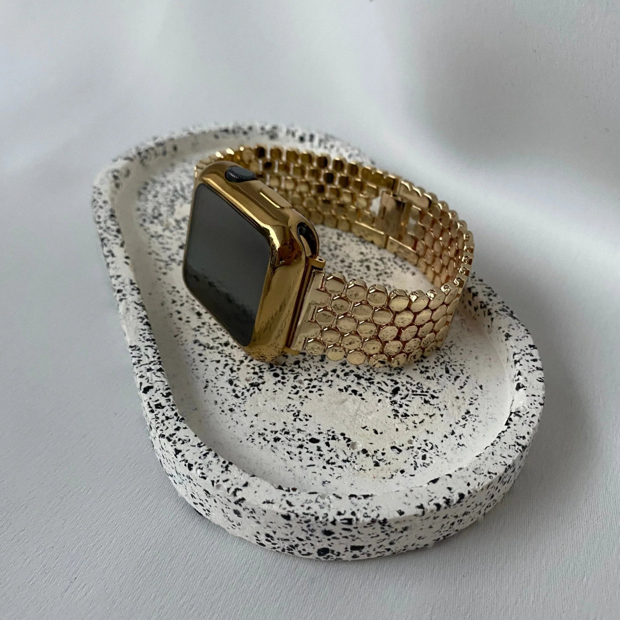 Honeycomb Apple Watch Band - Limited Armor LTD