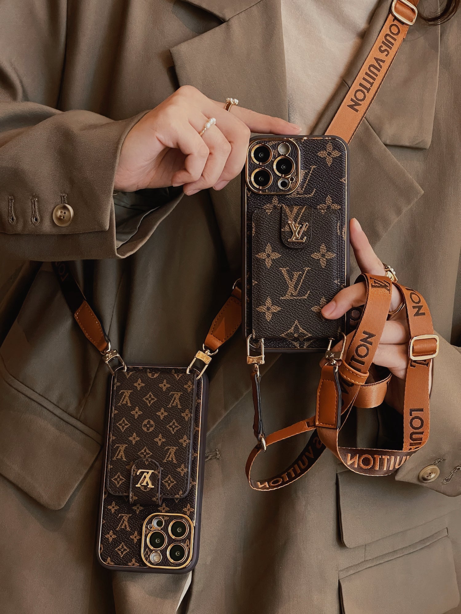 L BAG GOLD DETAILS - Limited Armor LTD