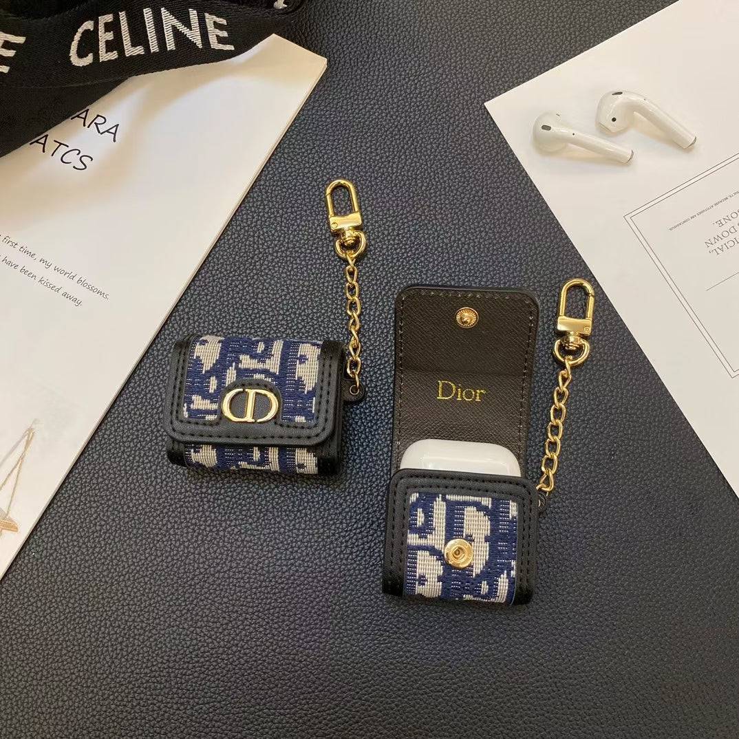 Chain AirPods Case