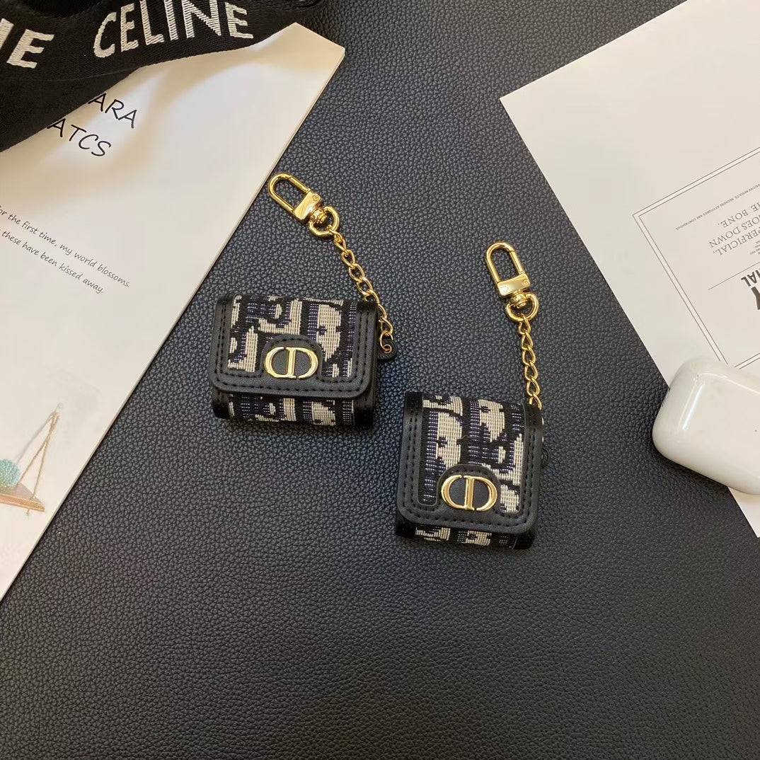 Chain AirPods Case