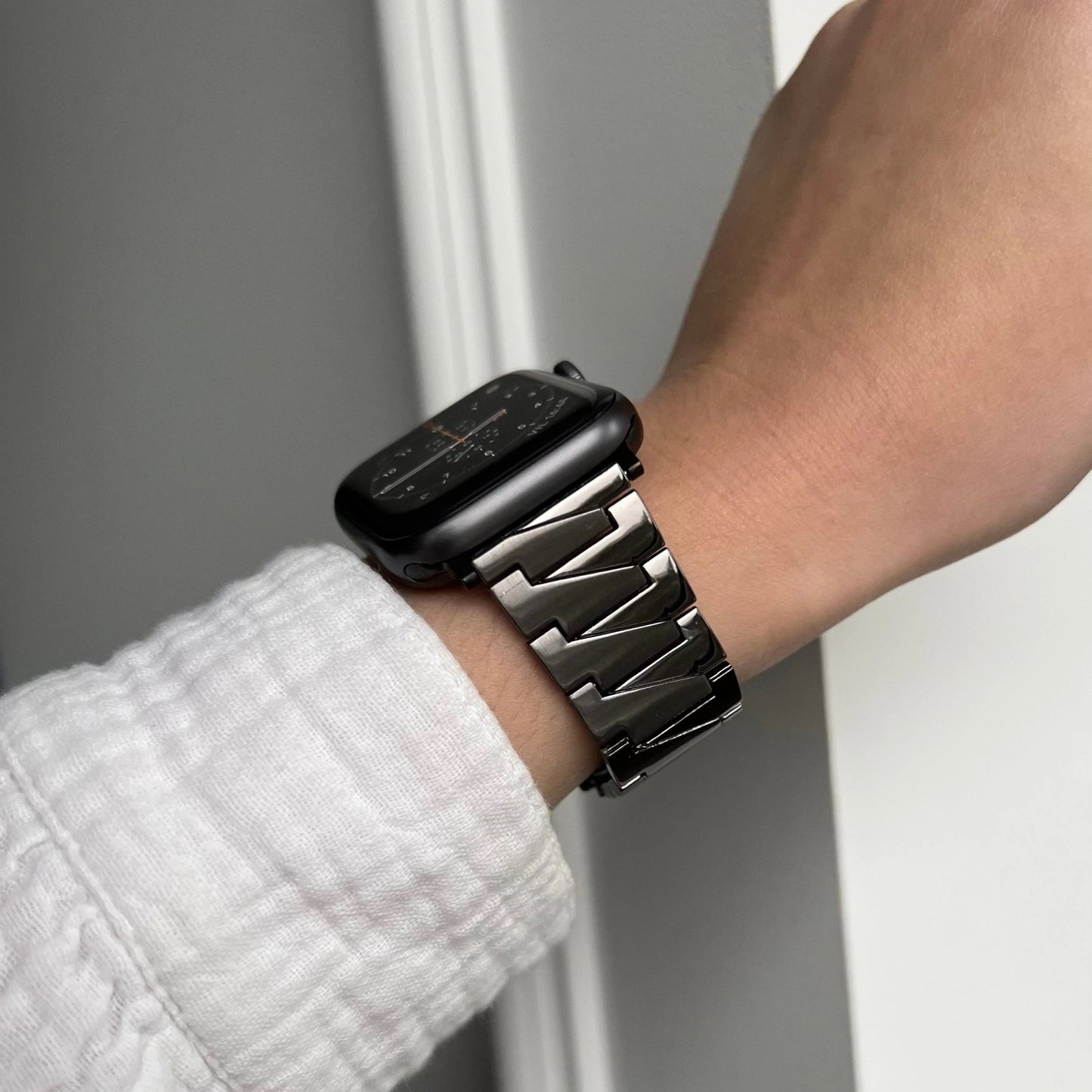 Classic Link Stainless Steel Apple Watch Band - Limited Armor LTD