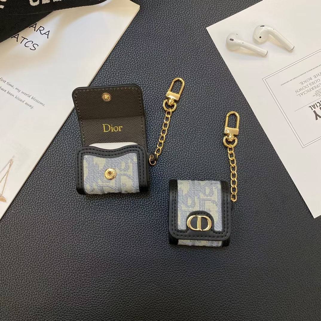 Chain AirPods Case